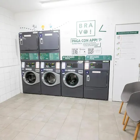 Residencia Bravo Students Hotell