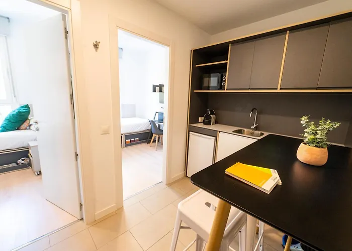 Hotel Residencia Bravo Students 2*